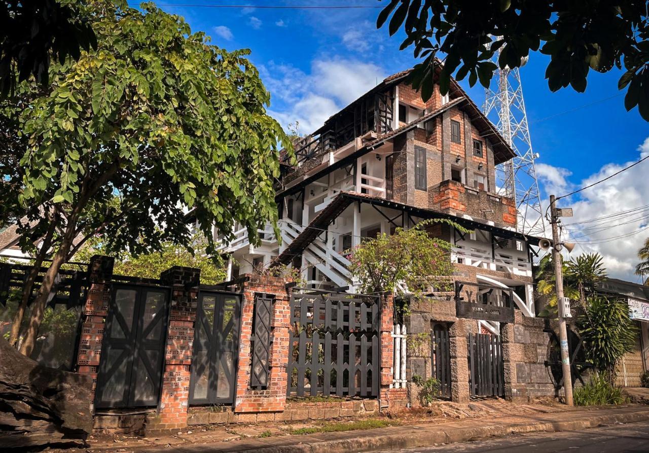 Y.O Inn Kon Tum ภายนอก รูปภาพ