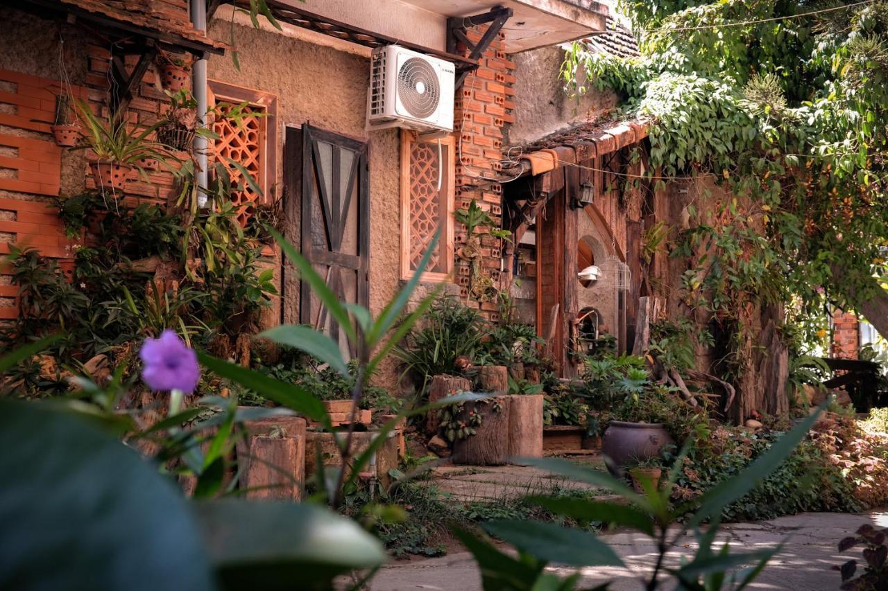 Y.O Inn Kon Tum ภายนอก รูปภาพ