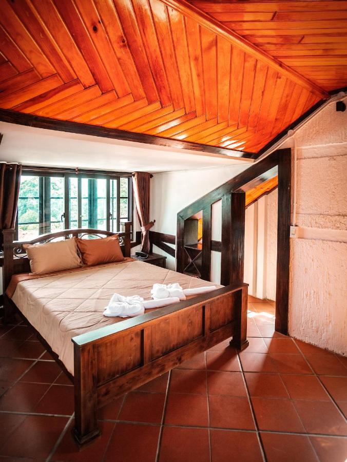 Y.O Inn Kon Tum ภายนอก รูปภาพ