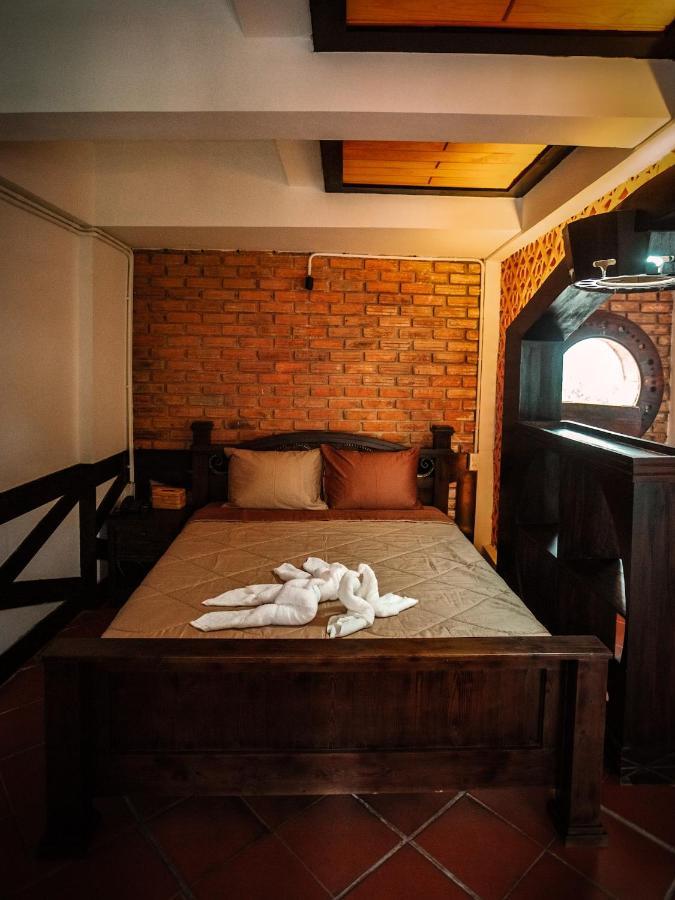 Y.O Inn Kon Tum ภายนอก รูปภาพ